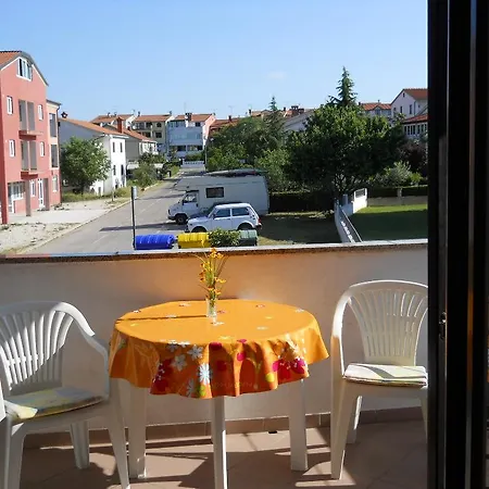Apartment Violeta 802 *